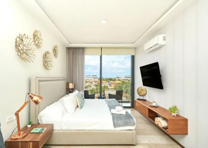 2 Bdrm Ocean View Private Pool Heart Of Town Apartamento