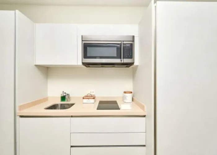 Apartamento 2 Bdrm Ocean View Private Pool Heart Of Town