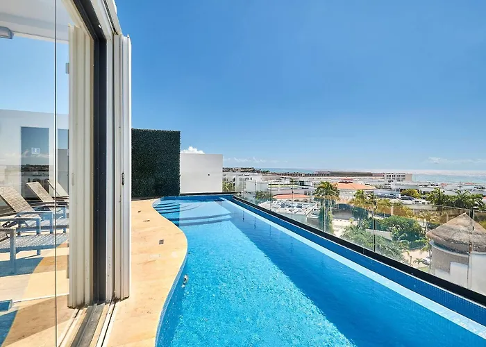 2 Bdrm Ocean View Private Pool Heart Of Town * Playa del Carmen
