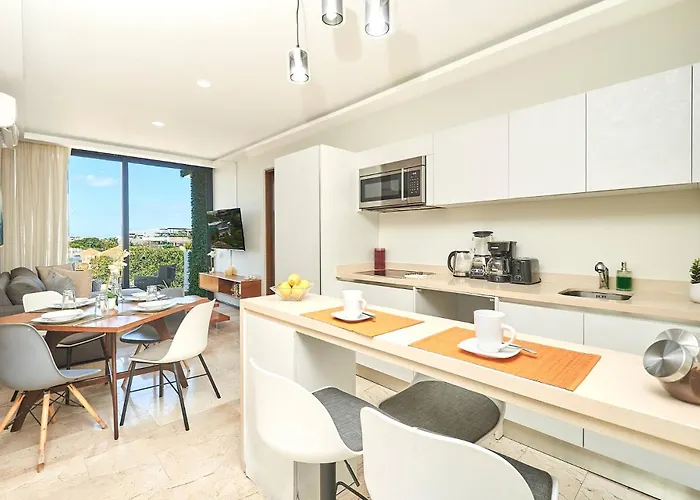 2 Bdrm Ocean View Private Pool Heart Of Town Apartamento Playa del Carmen
