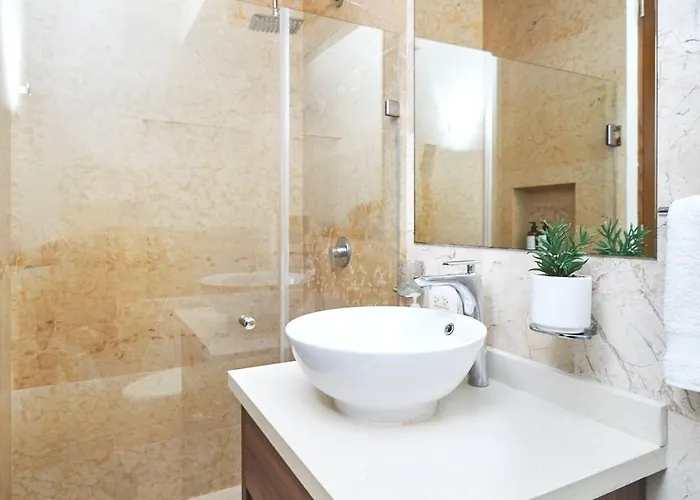 2 Bdrm Ocean View Private Pool Heart Of Town Apartamento *