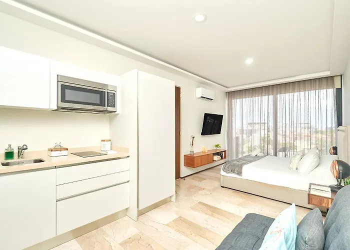 Apartamento 2 Bdrm Ocean View Private Pool Heart Of Town *
