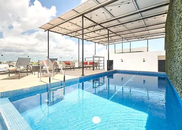 2 Bdrm Ocean View Private Pool Heart Of Town * Playa del Carmen